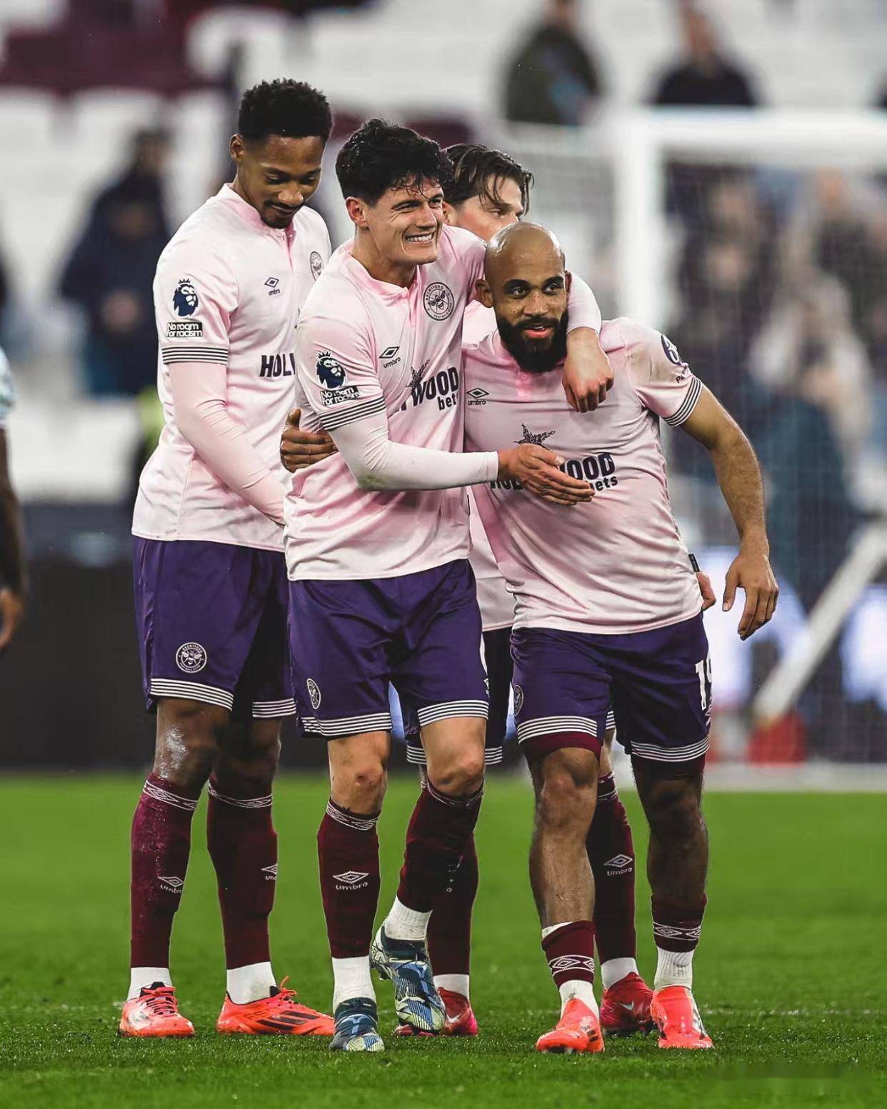 莱斯特城客场战胜强敌,提前锁定欧冠席位的简单介绍 莱斯特城客场战胜强敌,提前锁定欧冠席位的简单介绍