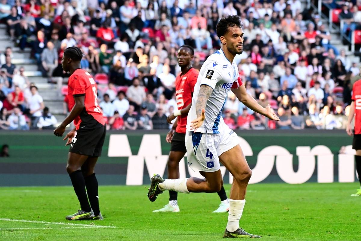 雷恩客场击败里昂,豪取三分 雷恩客场击败里昂,豪取三分