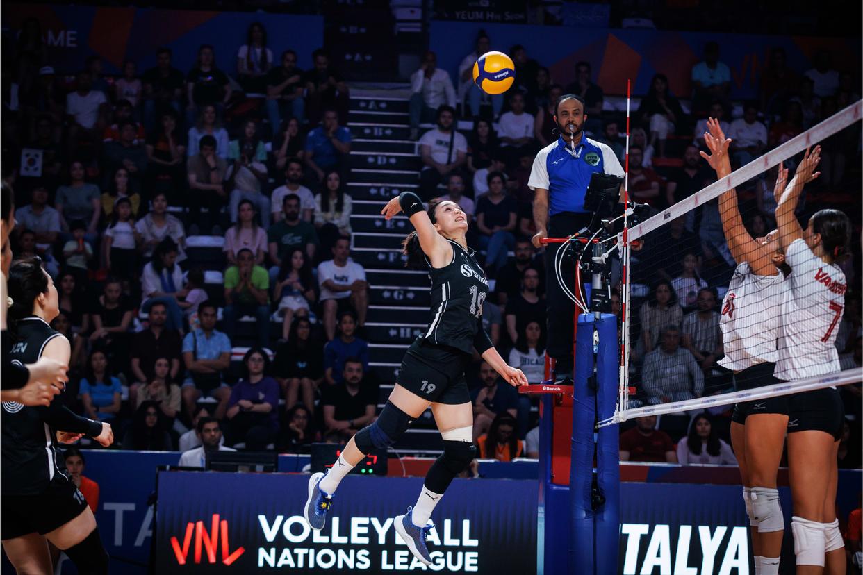 开云体育app下载-克罗地亚男子排球队意外逆转晋级