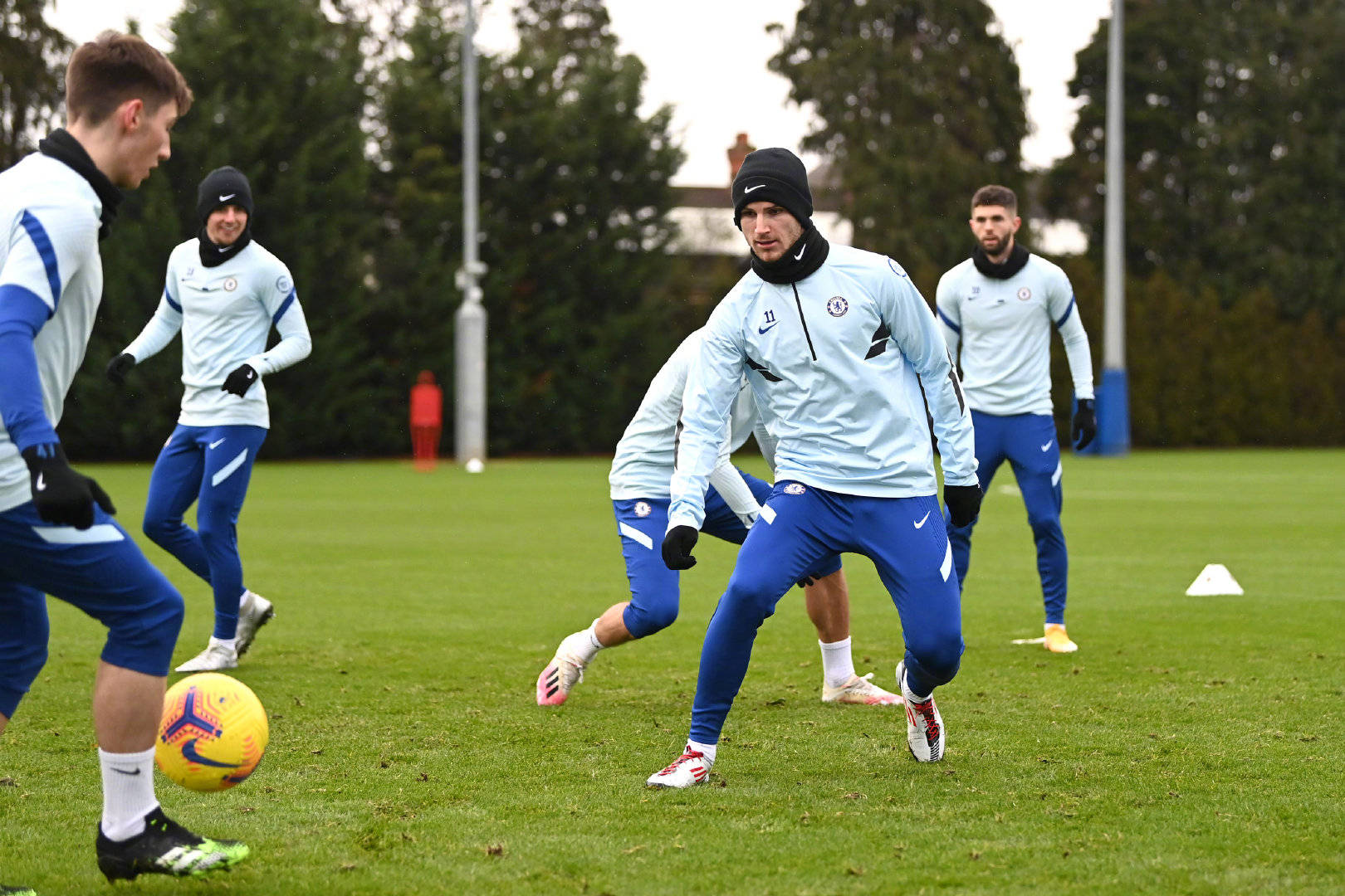 开云体育在线登录-切尔西球员积极备战下一场欧洲比赛的简单介绍