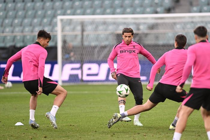 切尔西球员积极备战下一场欧洲比赛的简单介绍