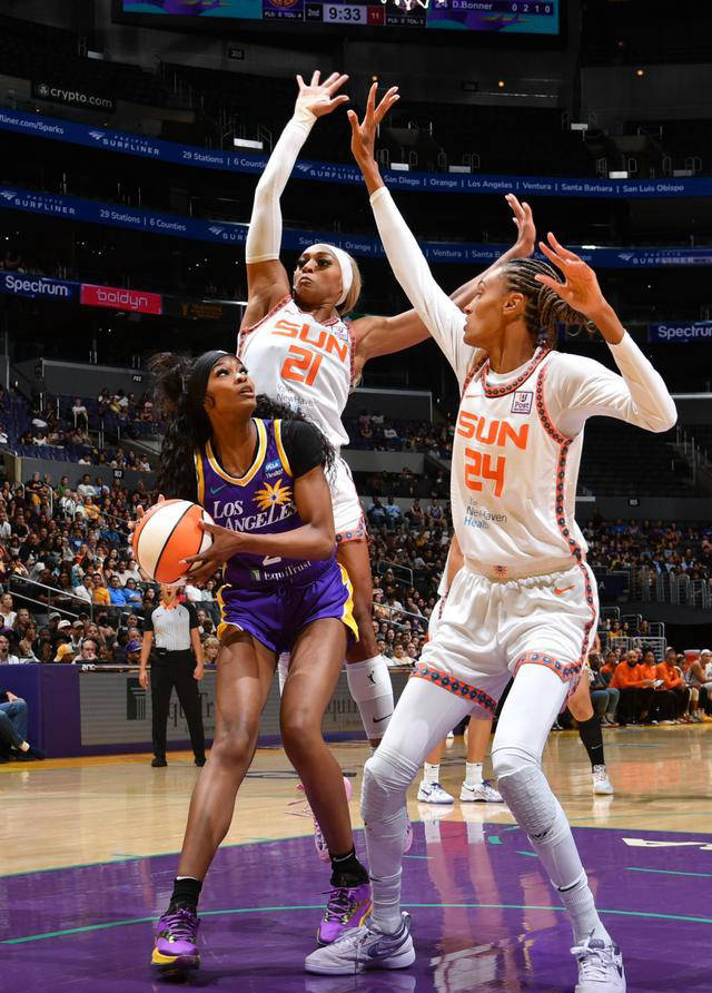 包含榜首之战比分拉锯战争夺榜首位置的词条 包含榜首之战比分拉锯战争夺榜首位置的词条