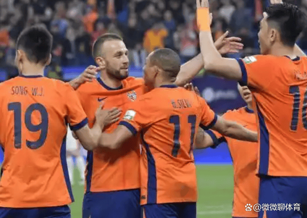 关于哥伦比亚再陷低潮，不败走向危机的信息