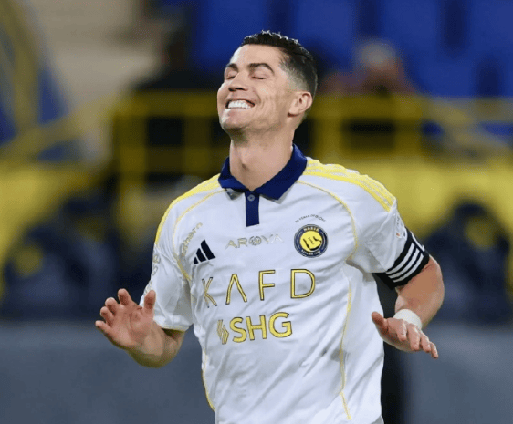 威廉闪贷致胜临死一球,主场难挡攻势 威廉闪贷致胜临死一球,主场难挡攻势