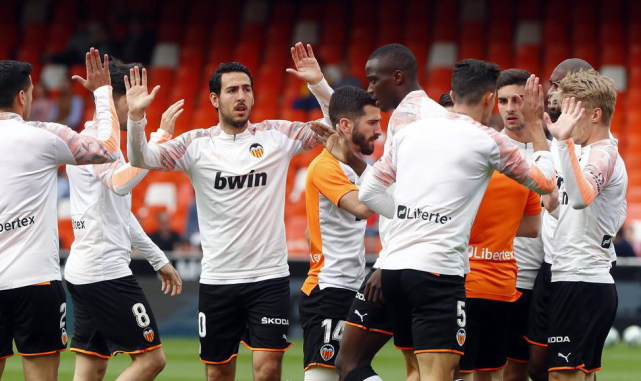 卫冕冠军实力展现,瓦伦西亚在场上绽放 卫冕冠军实力展现,瓦伦西亚在场上绽放