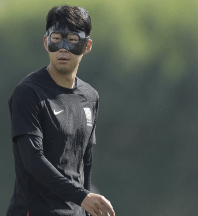 开云体育地址-包含对手踢出自己风格，临场反击意外成功的词条