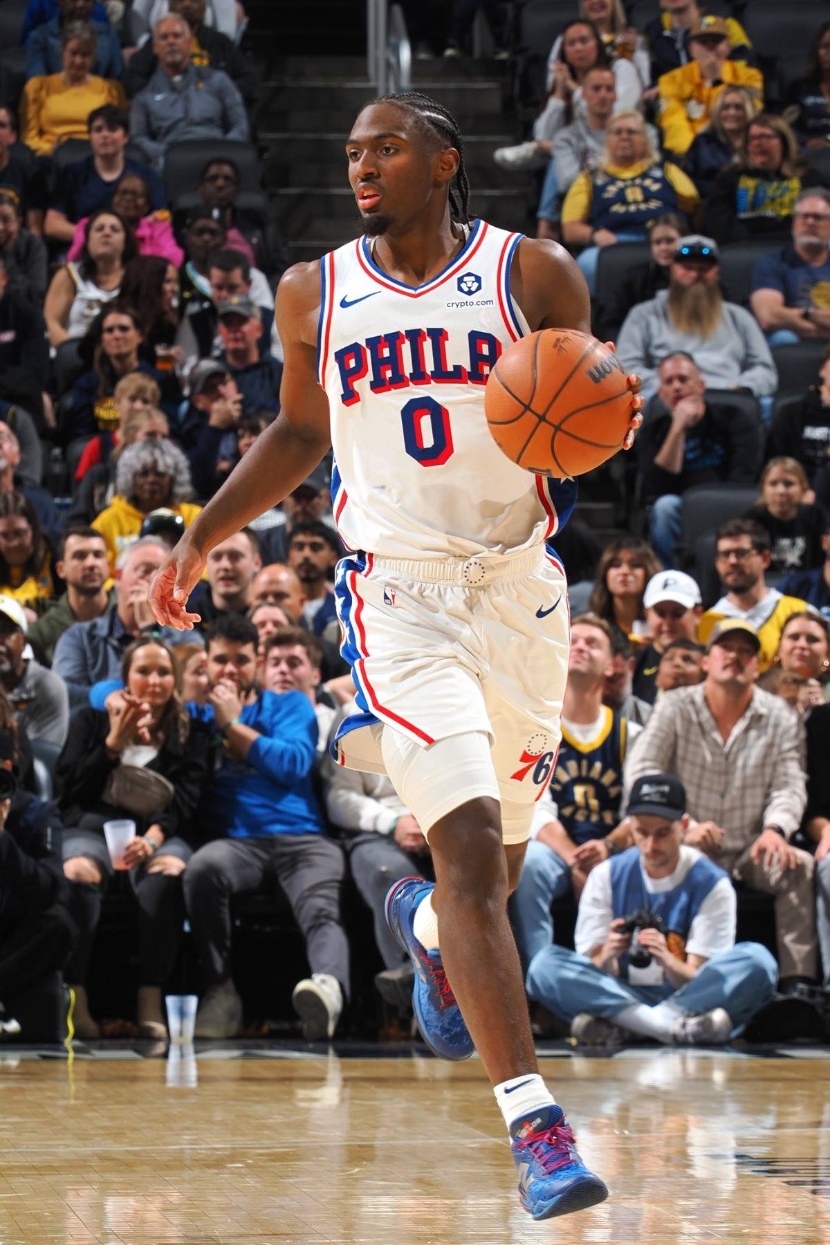 雄鸡队加时赛告捷,惊险取胜对手 雄鸡队加时赛告捷,惊险取胜对手