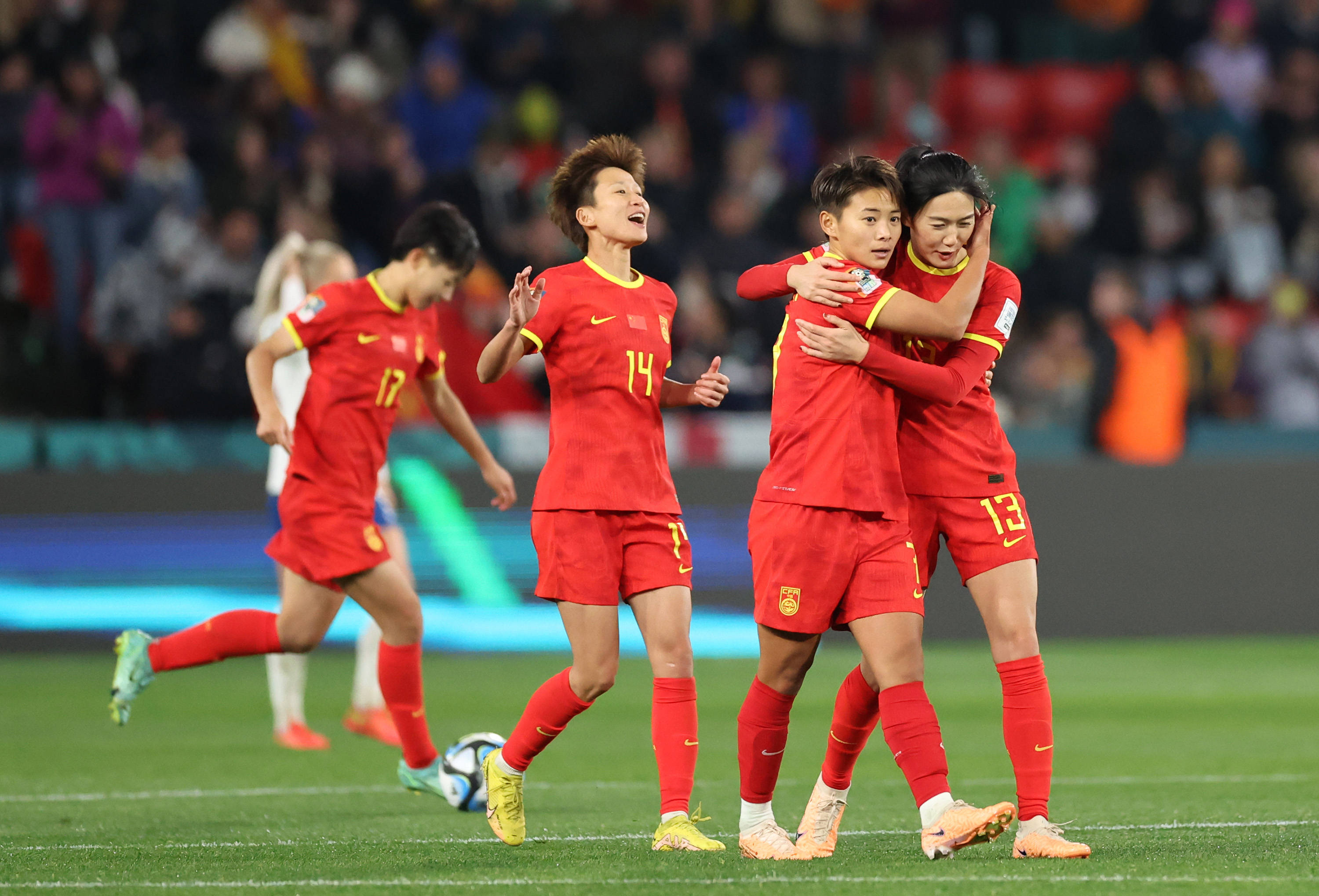 关于国际赛场上:女足国家队斗志昂扬期待佳绩的信息 关于国际赛场上:女足国家队斗志昂扬期待佳绩的信息