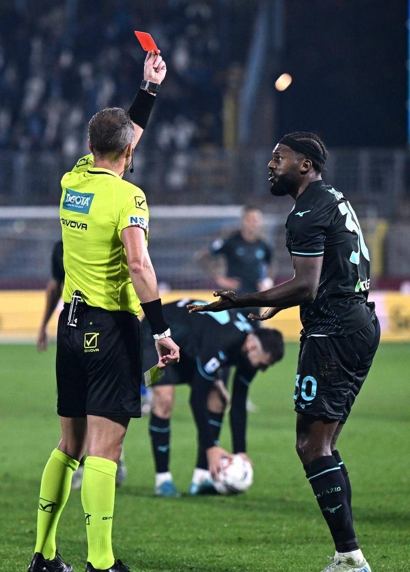 开云体育-包含卡利亚里客场不敌强敌，需整顿阵容备战的词条