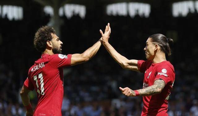 超级替补发威，锋线进球不断扩大比分的简单介绍