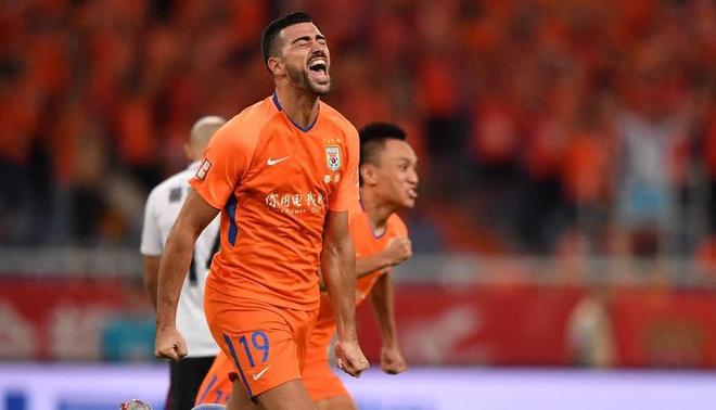 开云体育中国官网-英超球队与中国中超俱乐部达成交易