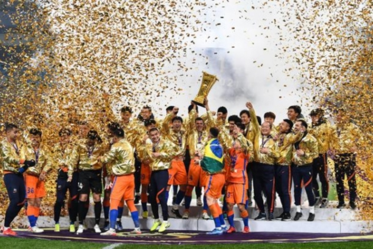 运动员们卓越表现,为球队赢得胜利 运动员们卓越表现,为球队赢得胜利