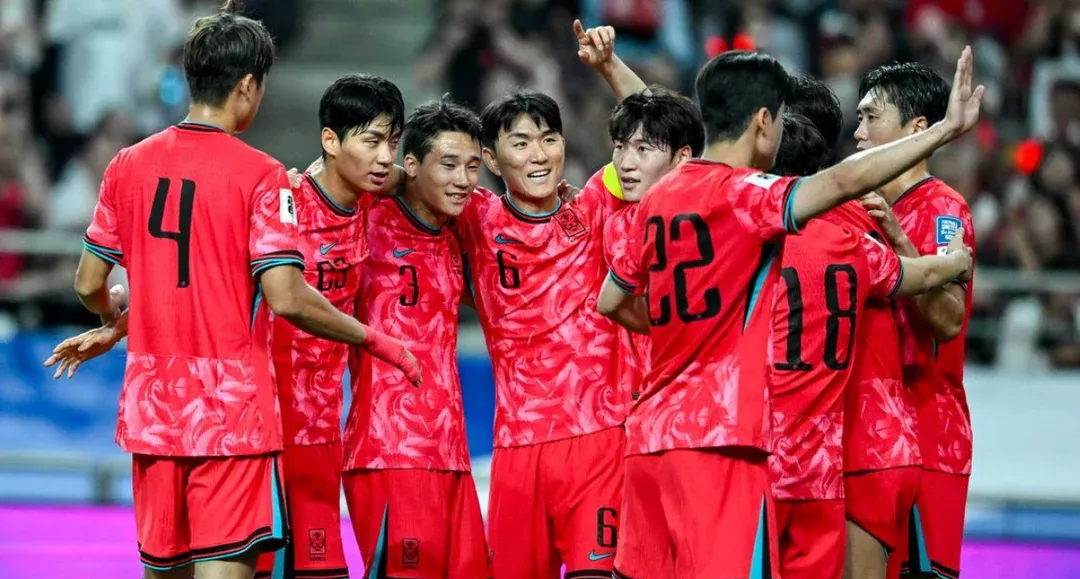 包含亚洲足球巨星齐聚一堂,谁能称霸舞台?的词条 包含亚洲足球巨星齐聚一堂,谁能称霸舞台?的词条