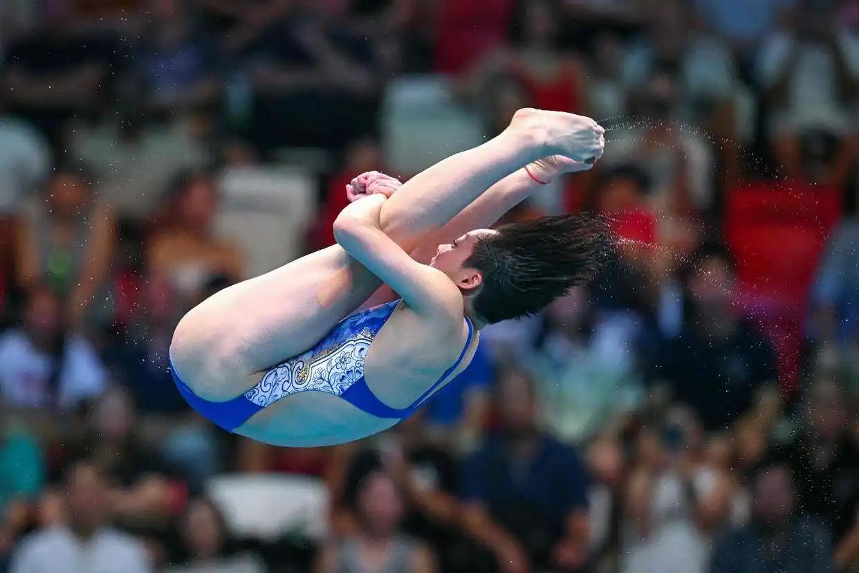 包含年轻选手惊艳出场,闪耀赛场一瞬间的词条 包含年轻选手惊艳出场,闪耀赛场一瞬间的词条